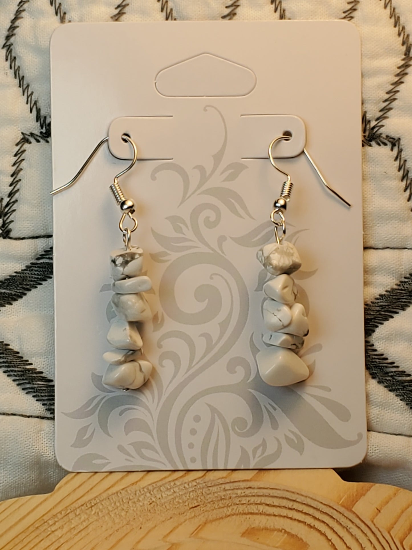 Howlite Chippy - Howlite - Crystal Chip Earrings