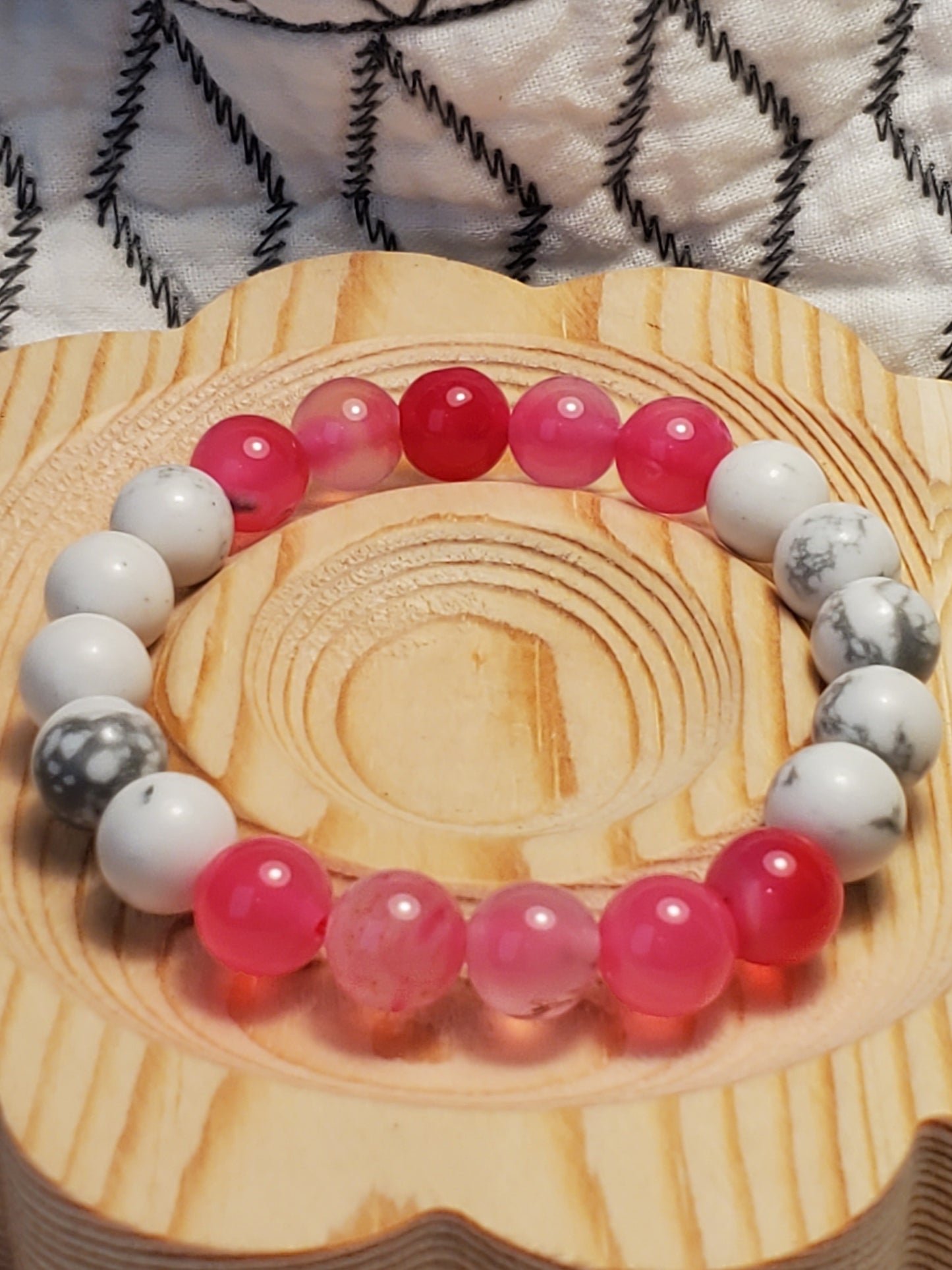 Hello Pink - Howlite & Pink Agate - Crystal Bead Bracelet