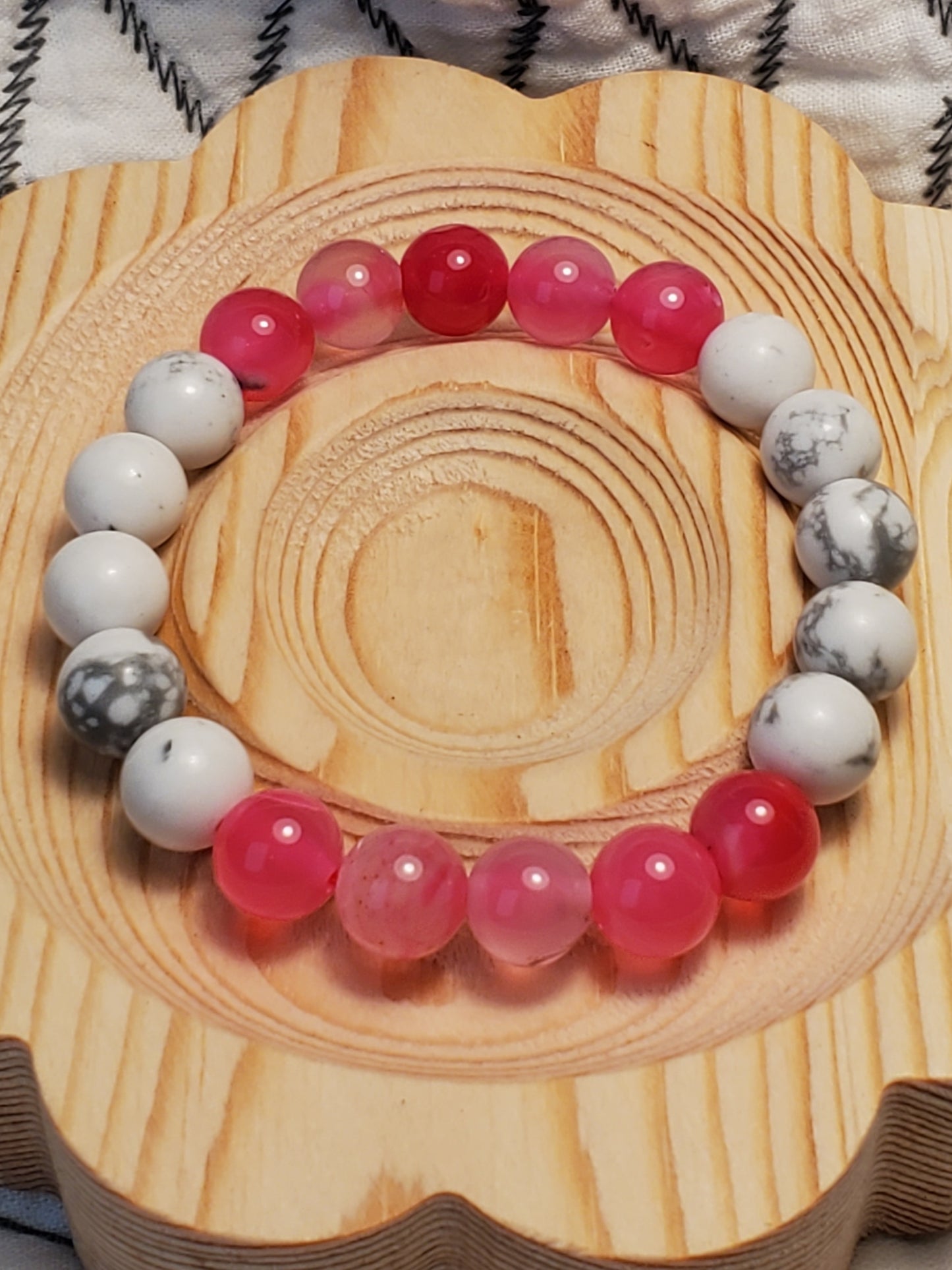 Hello Pink - Howlite & Pink Agate - Crystal Bead Bracelet