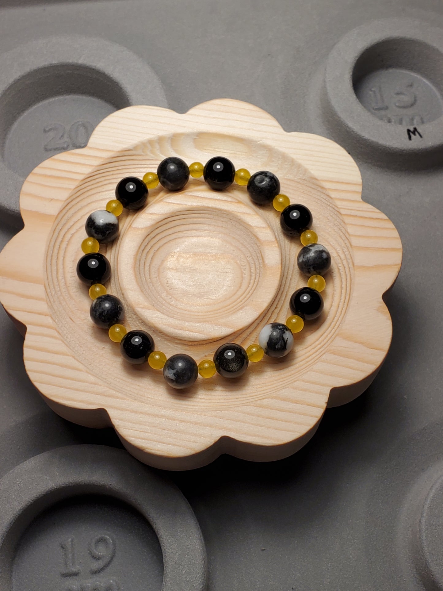 Black & Yellow - Zebra & Chalcedony - Crystal Bead Bracelet