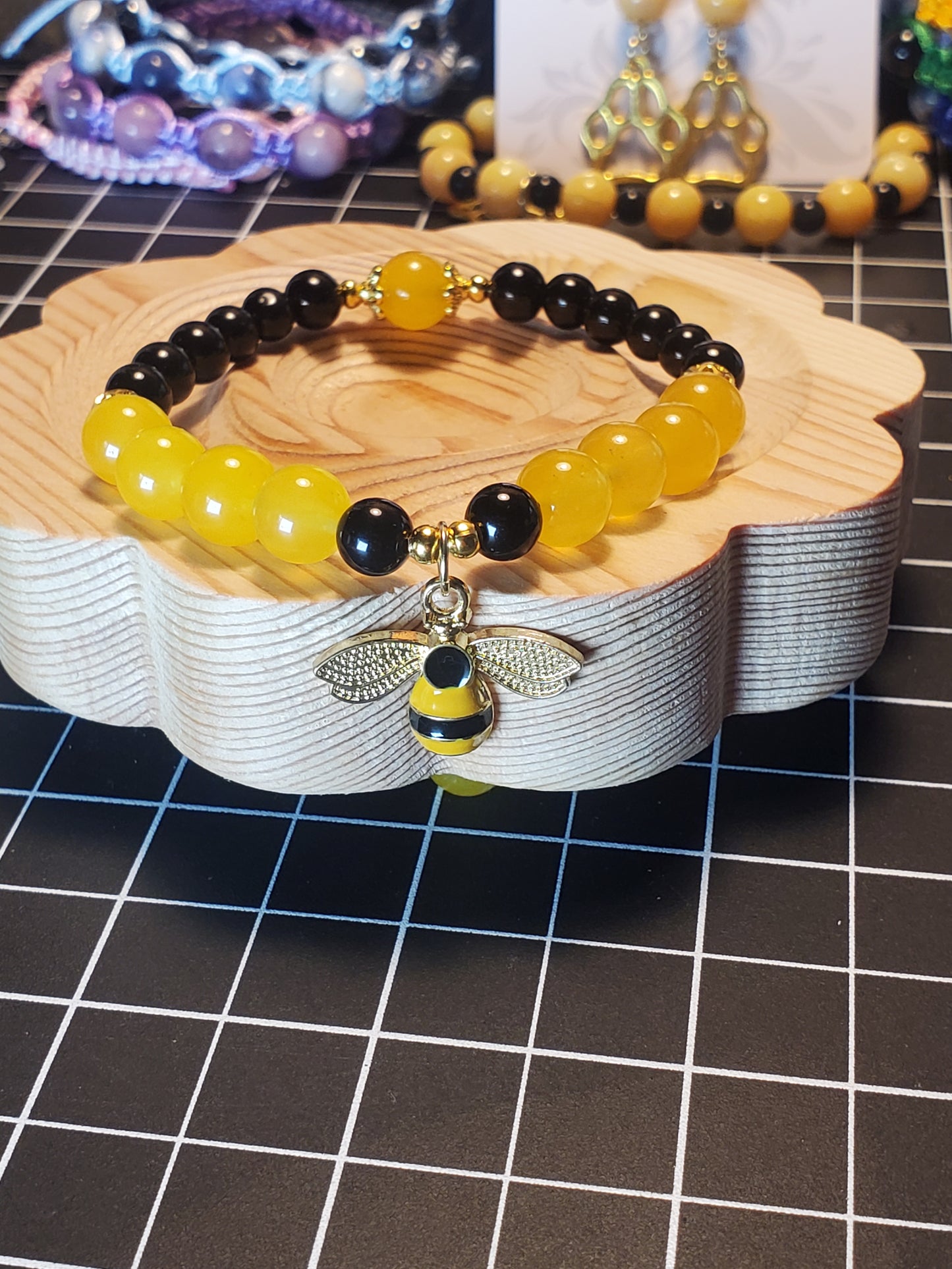 Bee Amazing Crystal Bead Bracelet