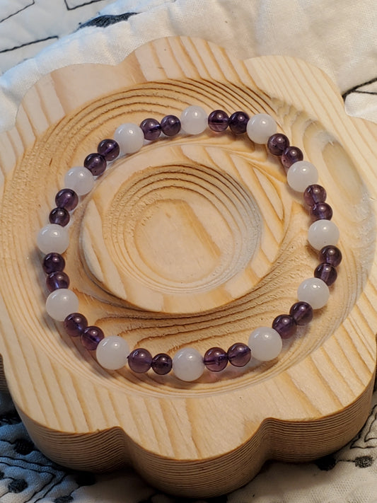 Amethyst & White Jade 2 - Crystal Bead Bracelet